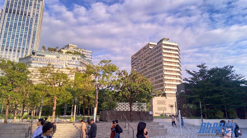 香港公司和新加坡公司各有什么優(yōu)勢和特點(diǎn)？